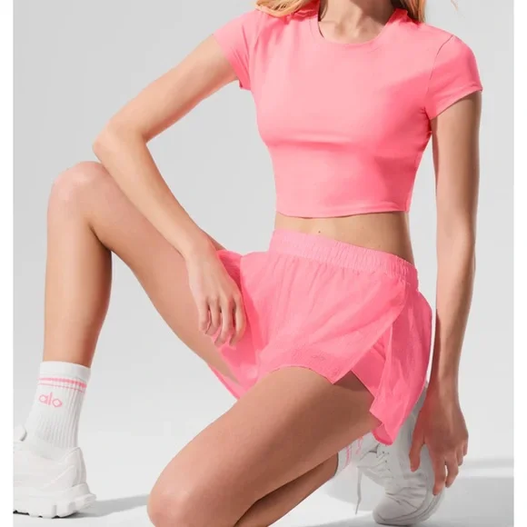 LIMITED COLOR alo yoga neon bubblegum alosoft crop finesse short sleeve - Picture 4 of 4